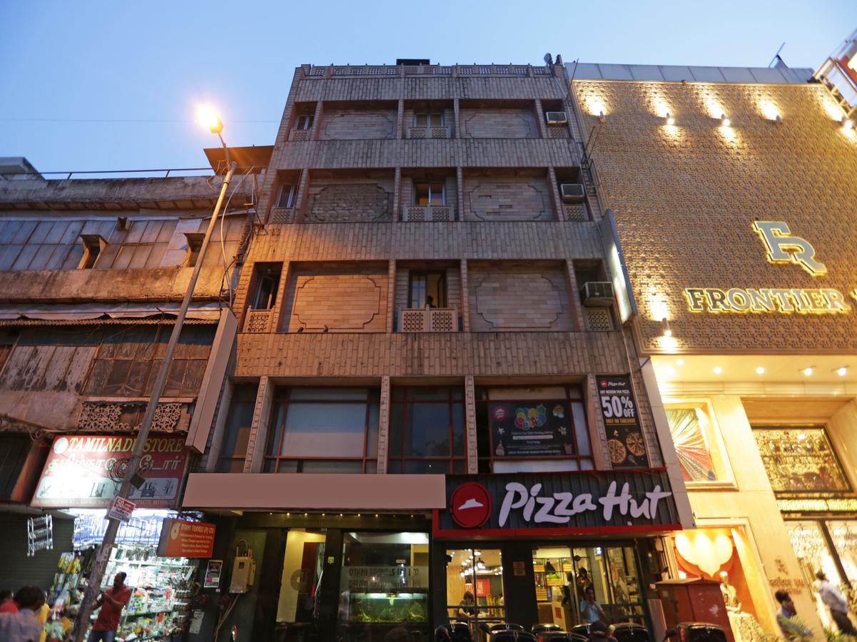 Oyo 13541 Otani Hotel Делхи Екстериор снимка