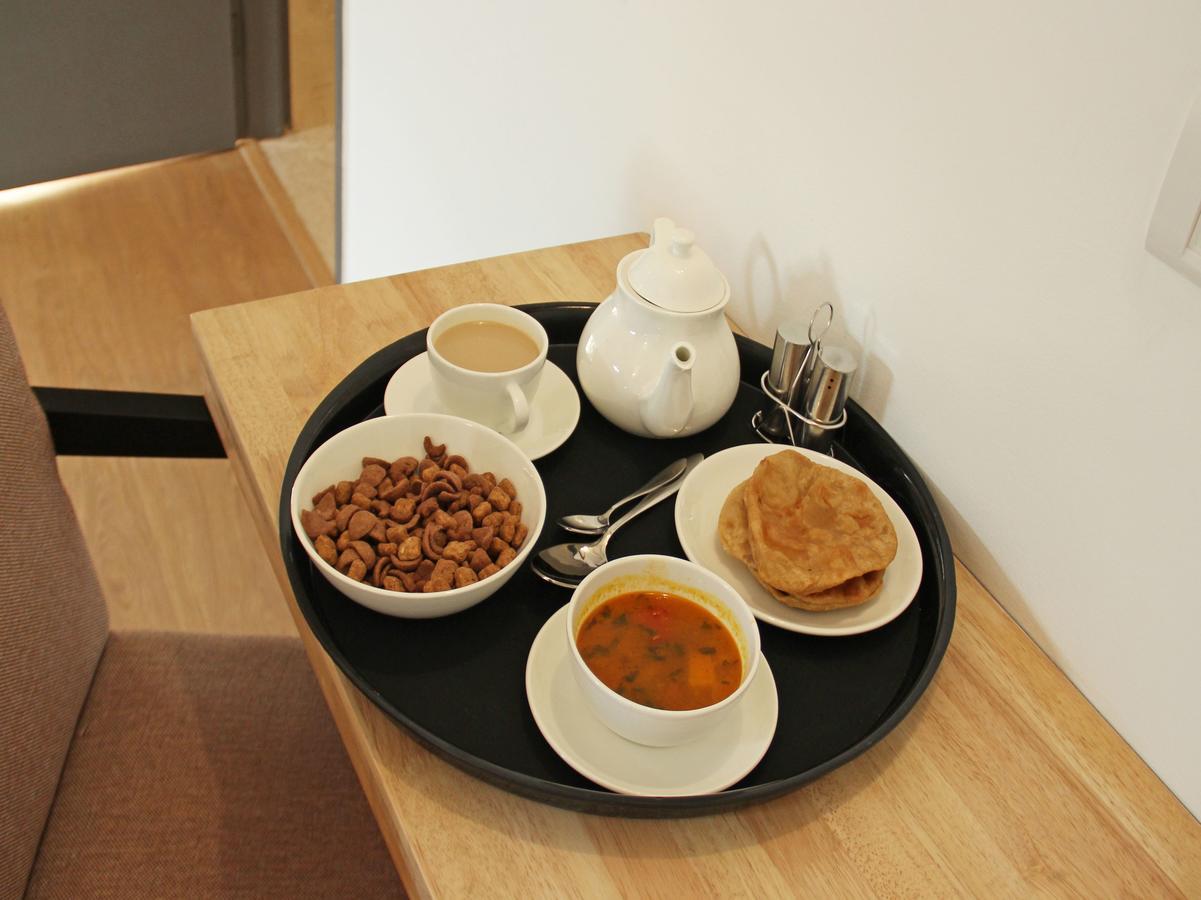 Oyo 13541 Otani Hotel Делхи Екстериор снимка