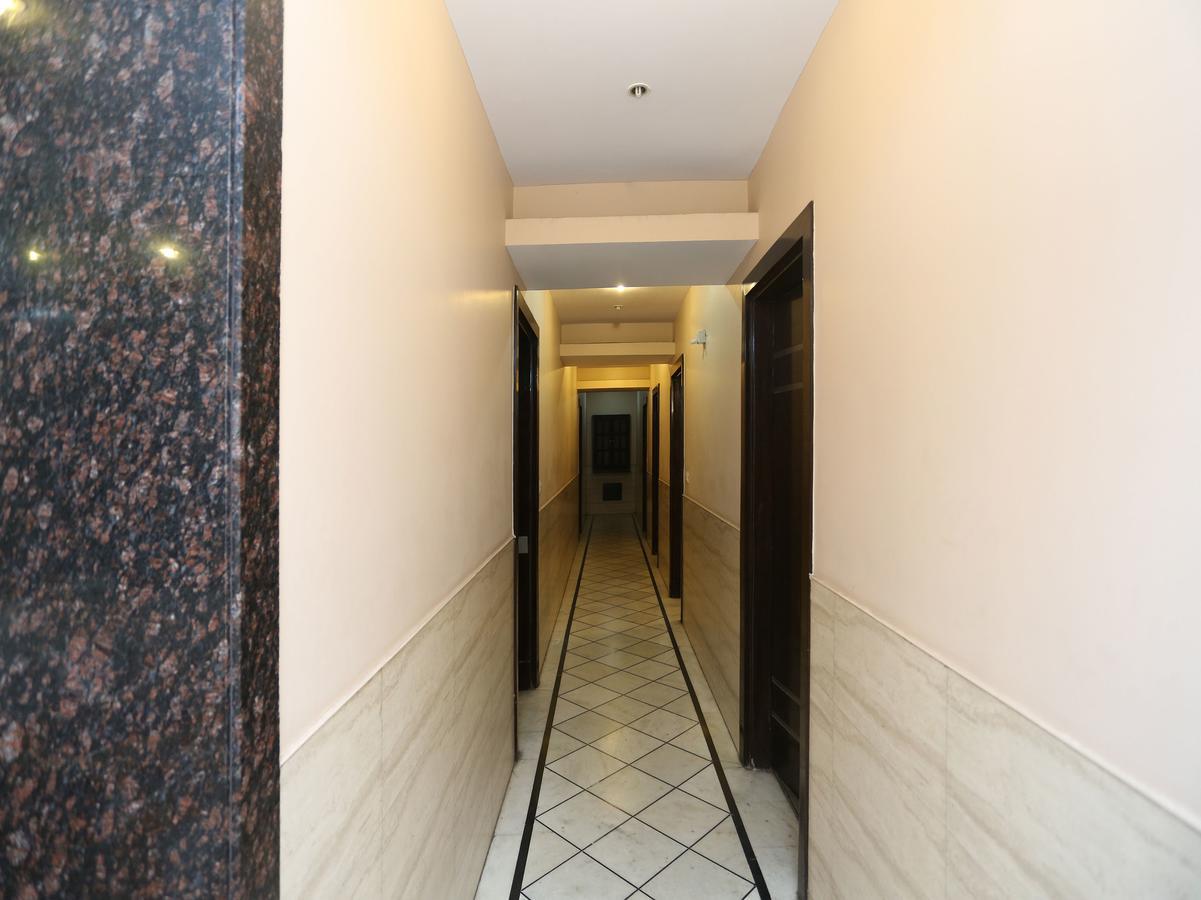 Oyo 13541 Otani Hotel Делхи Екстериор снимка