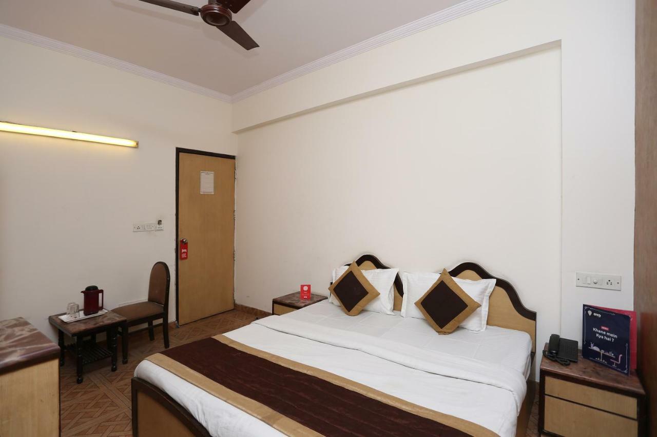 Oyo 13541 Otani Hotel Делхи Екстериор снимка